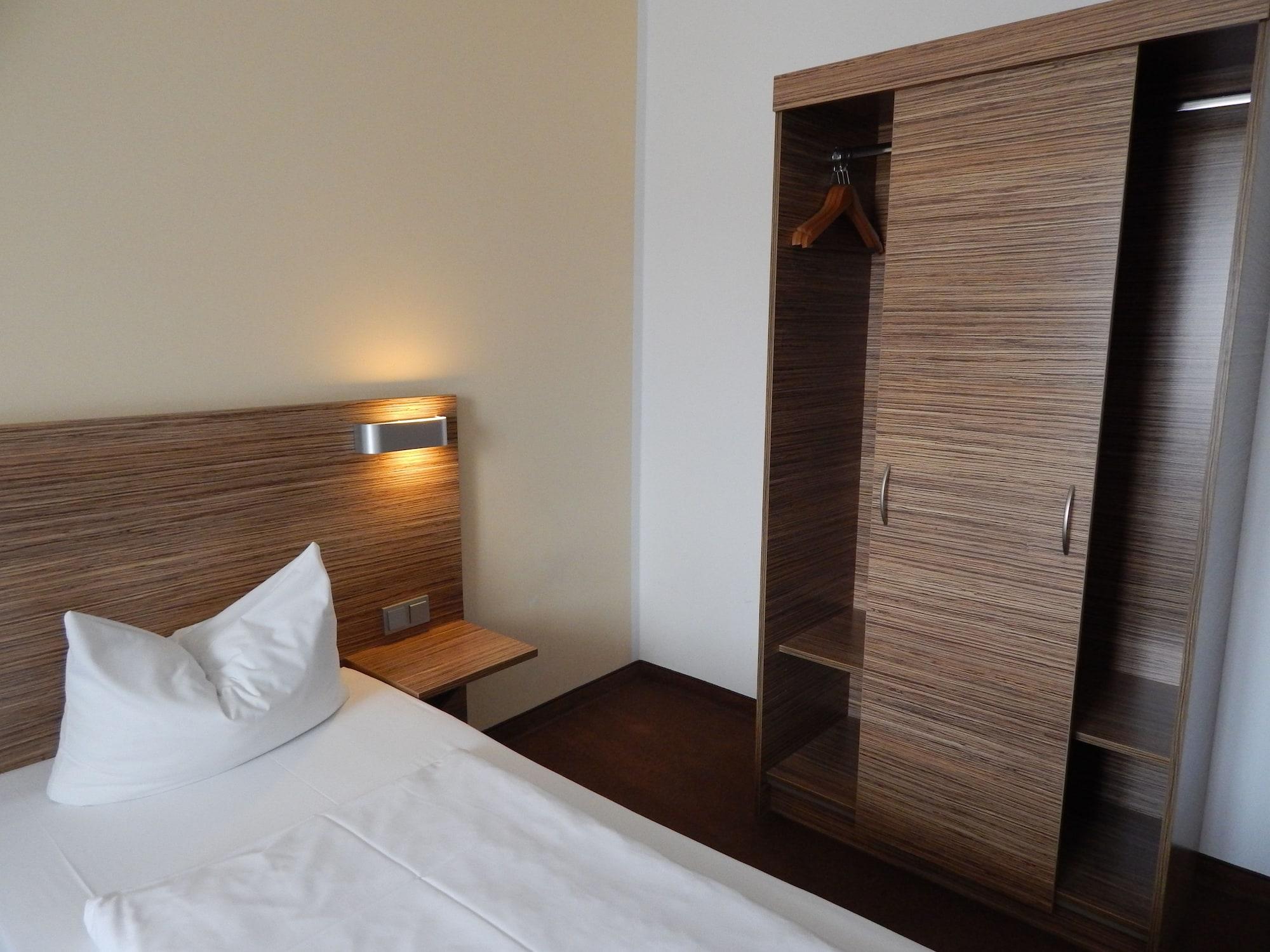Hotel Andra Muenchen Bagian luar foto