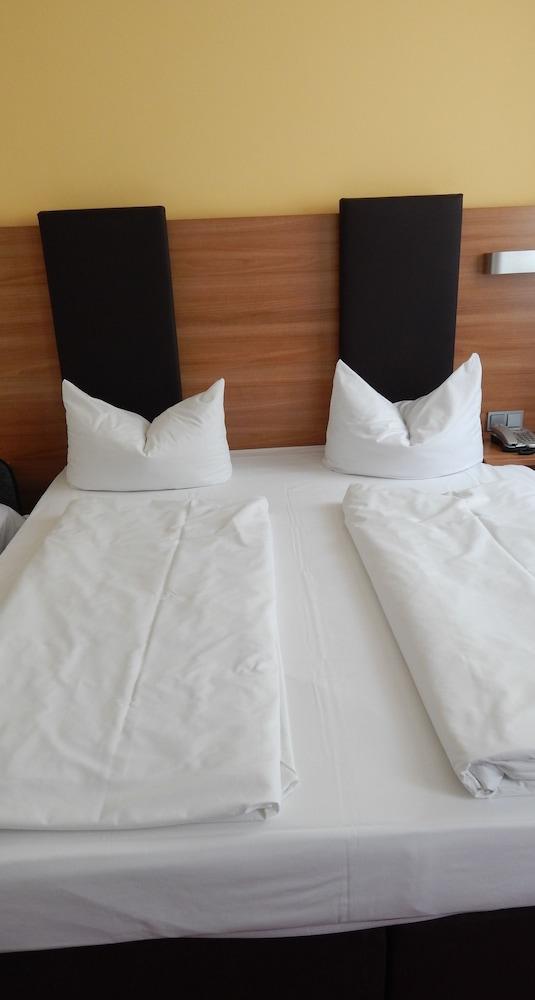 Hotel Andra Muenchen Bagian luar foto
