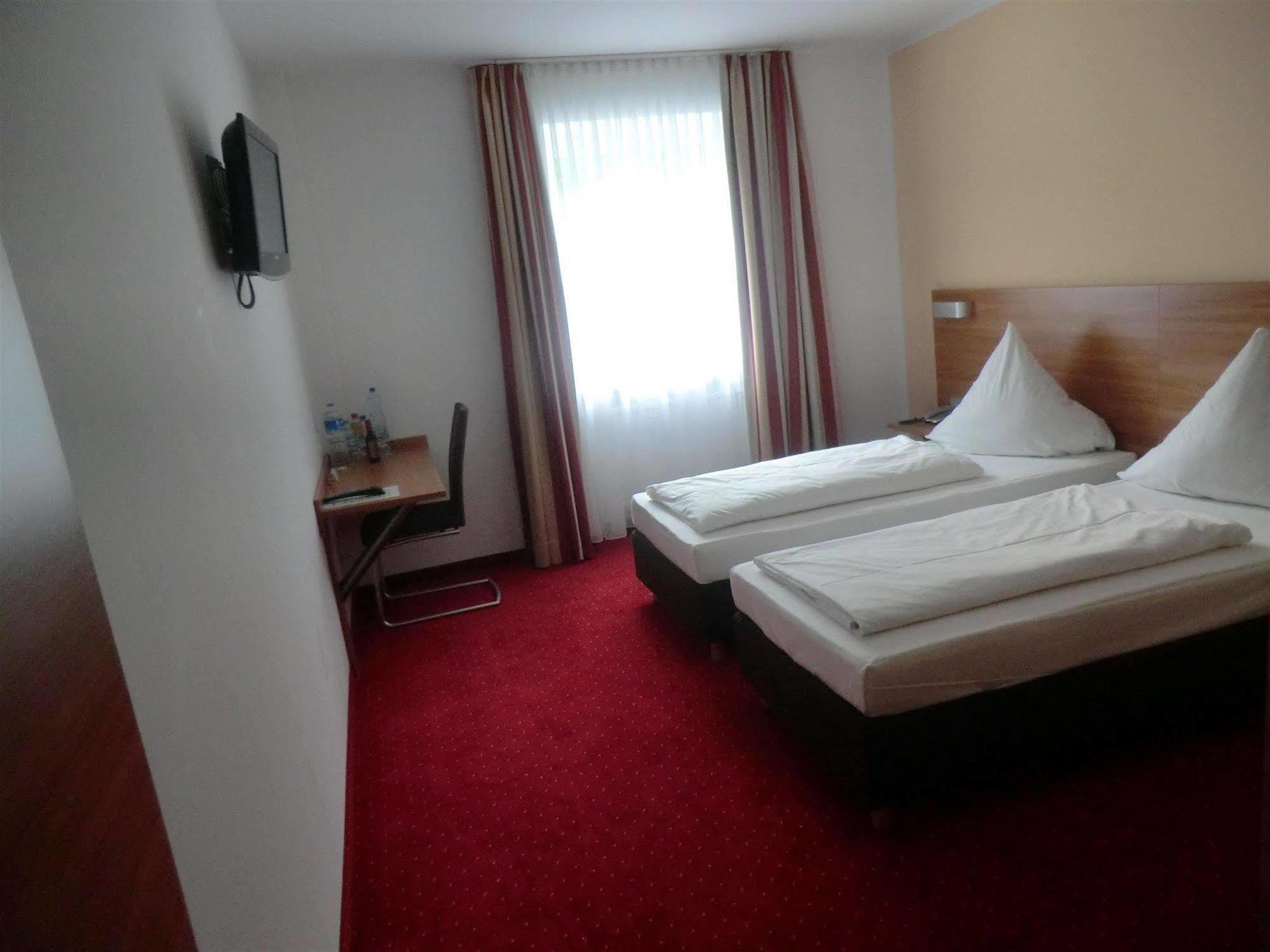 Hotel Andra Muenchen Bagian luar foto