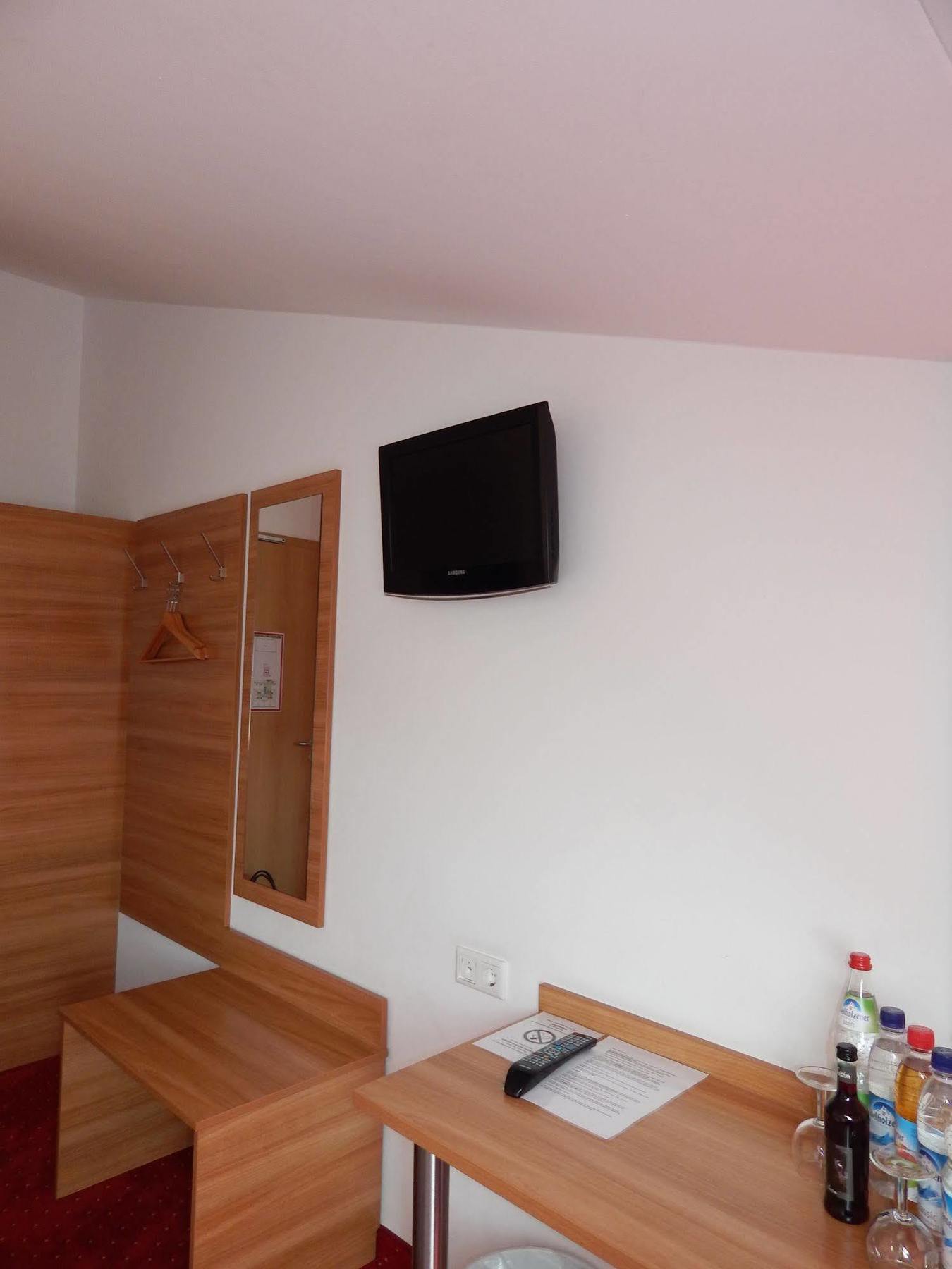 Hotel Andra Muenchen Bagian luar foto